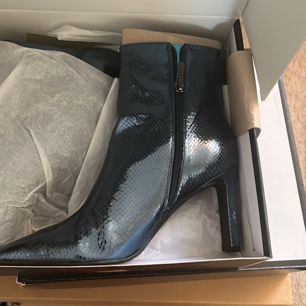 Ankle Boots, Electric Blue and Electric Purple shiny Sz 9.